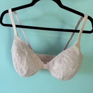 Victorias Secret Women’s Floral Lace Bra 40DDD